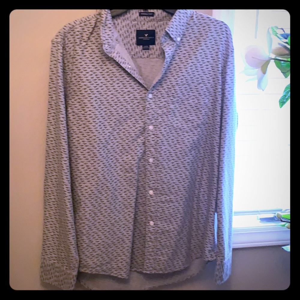 American eagle simply soft button up shirt.